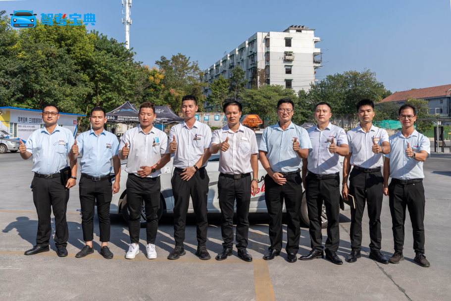 驾考宝典智慧驾校示范基地成为行业新打卡地，引多家驾校参观考察