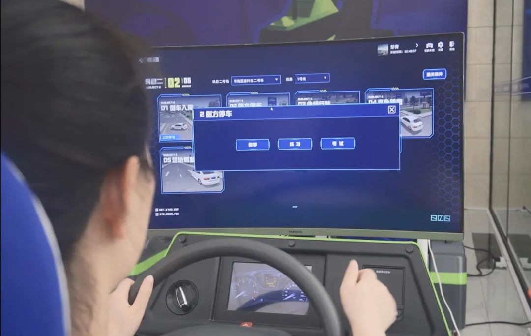 智慧驾校 | AI教学，室内学车，咸宁首家智慧驾校受热捧！