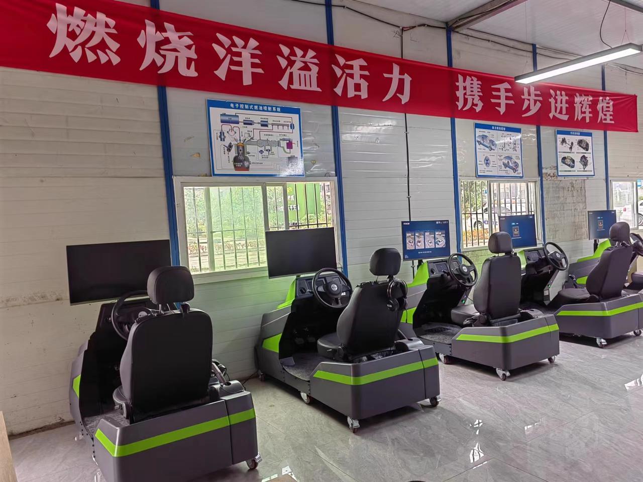 成都聚元驾校：智能模拟器+社区智能店，打破5公里招生半径！